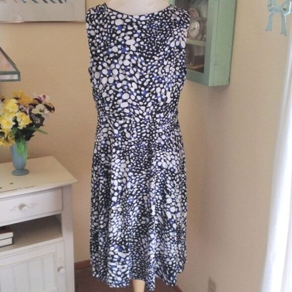 Perceptions New York Soft Knit Dress - Picture 5 of 11